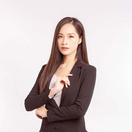 Cô Phạm Thị Hồng Ngọc